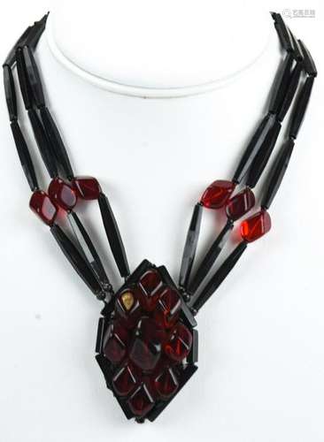 Vintage 1960s Miriam Haskell Red & Black Necklace