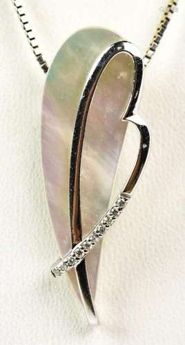 14kt White Gold Diamond & Mother of Pearl Necklace