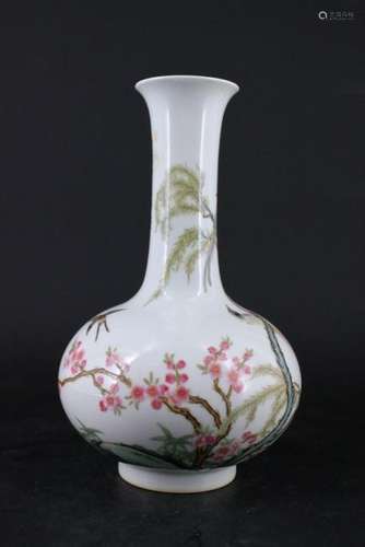 Chinese Qing Porcelain Famille Rose Vase