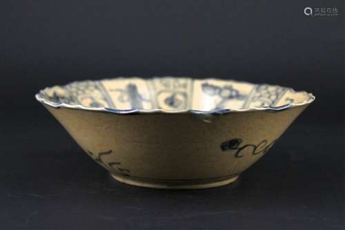 Chinese Qing Porcelain Bowl