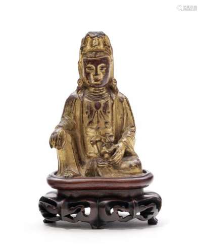 Guanyin à l'enfant, sculpture en bronze laqué et doré, Chine, probablement [...]