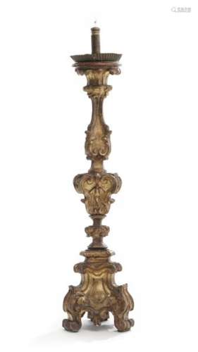 Grand pique-cierge Pascal, Italie, XVIIIe s., en bois sculpté et doré, à fût [...]