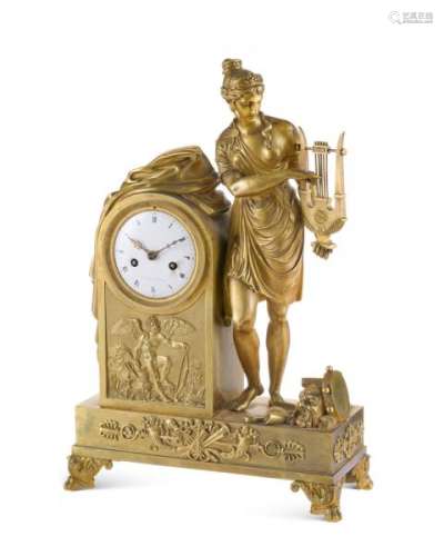 Pendule d'époque Restauration, en bronze doré figurant une allégorie de la musique [...]