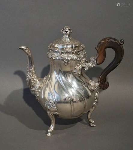 Cafetière en argent de style Louis XV. Poinçon Wol…