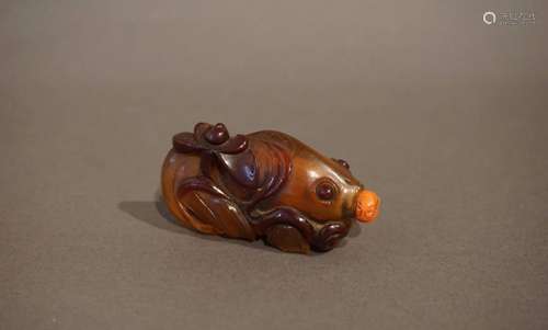 Snuff bottle en forme de poisson. L : 6 cm