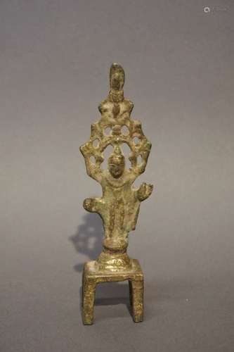 Bouddha en bronze. H : 15 cm