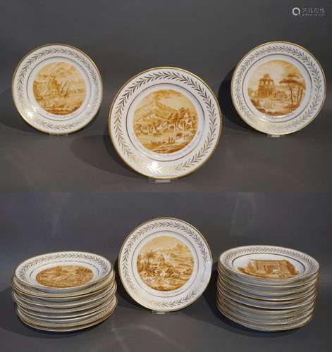 Lot de 22 assiettes en porcelaine de Paris. Décor …