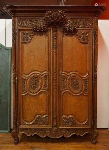 Armoire normande de mariage en chêne richement scu…