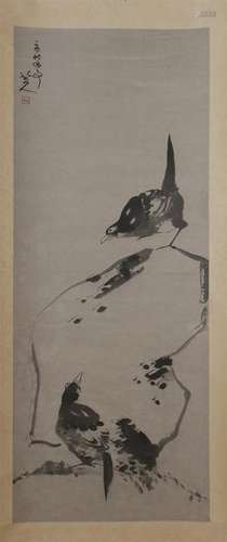 CHINESE SCROLL PAINTING OF BIRD ON ROCK