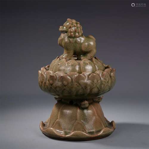 CHIENSE PORCELAIN CELADON GLAZE LION KNOT LOTUS CENSER