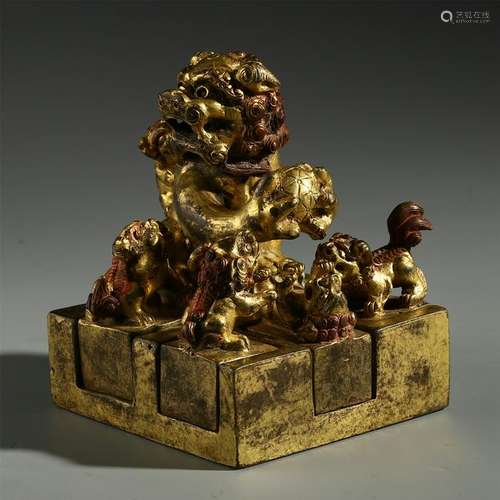 CHINESE GILT BRONZE BEAST NESTED SEALS