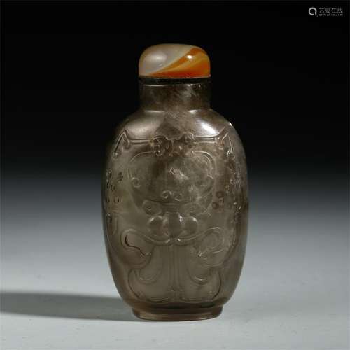 CHINESE TEA ROCK CRYSTAL SNUFF BOTTLE