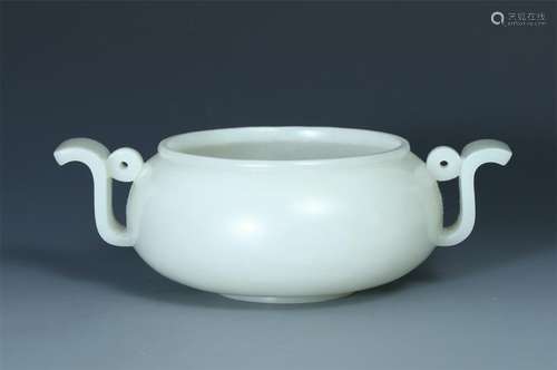 CHINESE JADE HNADLED WATER POT