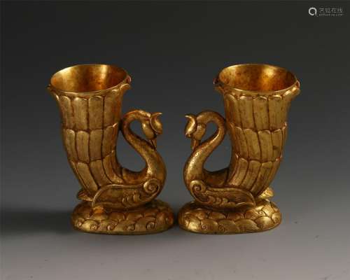 PAIR OF CHINESE GILT BRONZE BIRD SHAPED CUPS