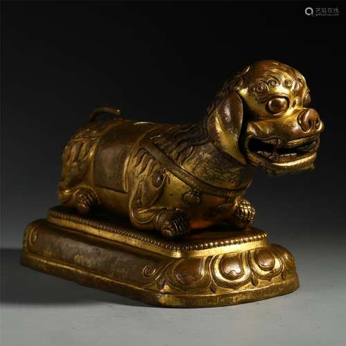 CHINESE GILT BRONZE BEAST TABLE ITEM