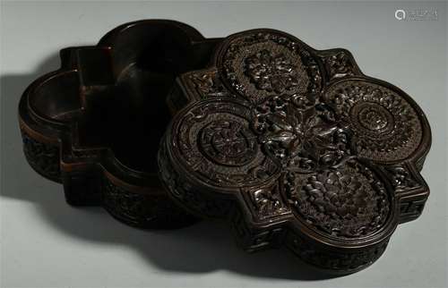 CHINESE BLACK LACQUER LIDDED BOX