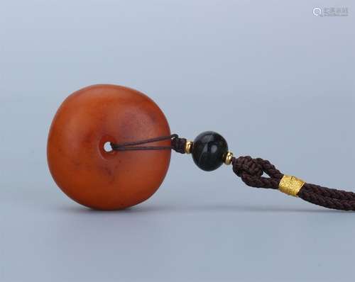 CHINESE AMBER PENDANT