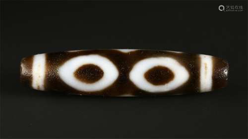 TIBETAN AGATE DZI THREE CIRCLE BEAD