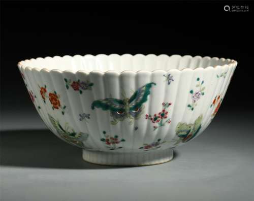 CHINESE PORCELAIN FAMILLE ROSE BUTTERFLY AND FLOWER