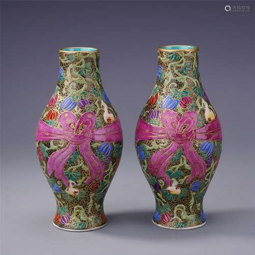 PAIR OF CHINESE PORCELAIN FAMILLE ROSE FLOWER VASE