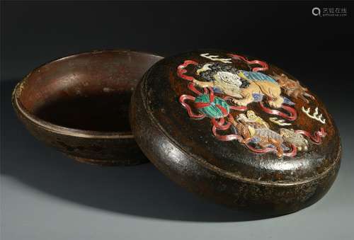 CHINESE GEM STONE INLAID AGALWOOD LIDDED BOX