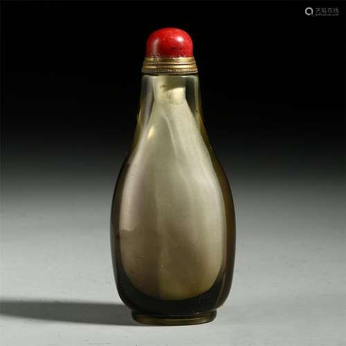 CHINESE TEA ROCK CRYSTAL SNUFF BOTTLE