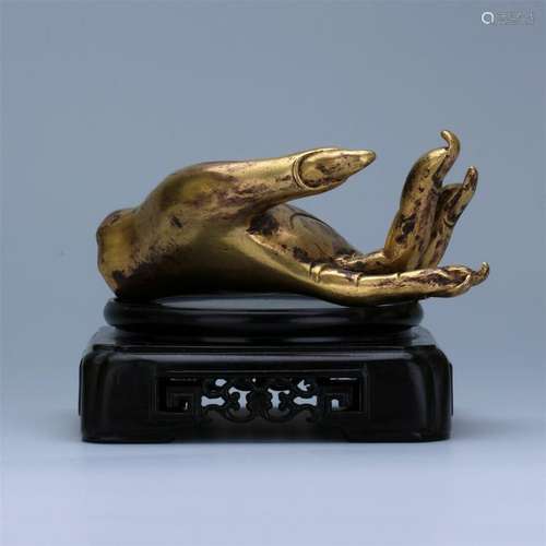 CHINESE GILT BRONZE BUDDHA HAND