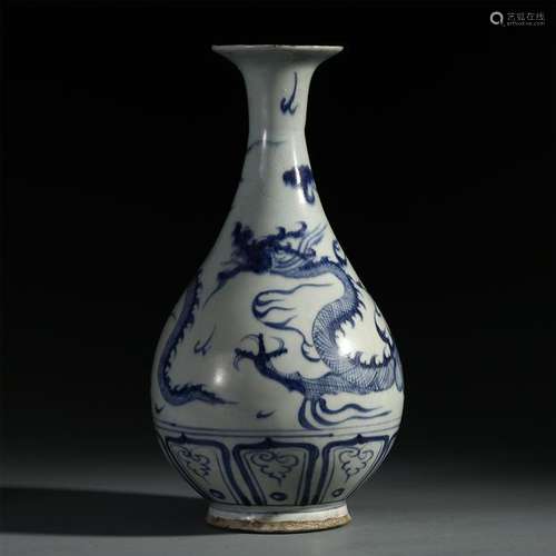 CHINESE PROCELAIN BLUE AND WHITE DRAGON YUHUCHUN VASE