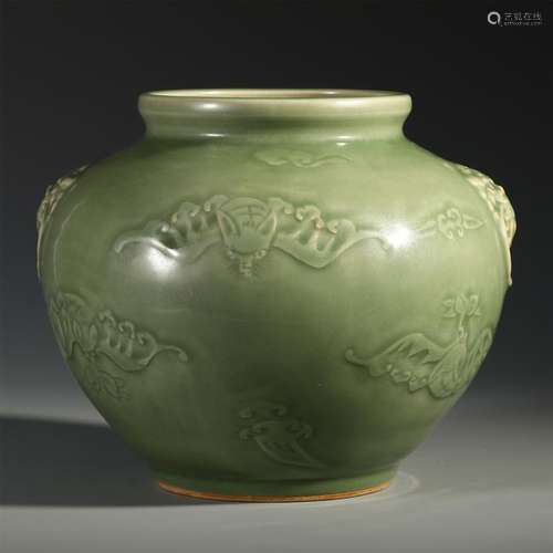 CHINESE PORCELAIN CELADON GLAZE BAT WATER POT