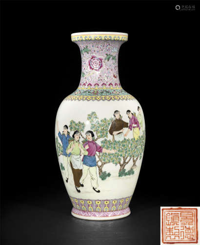 六七十年代 粉彩採茶瓶“景德鎮”製