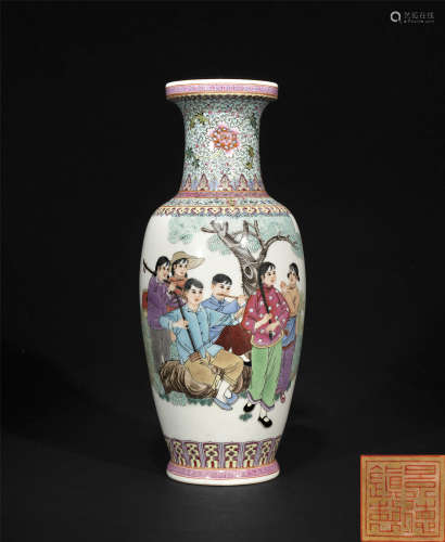 六十年代 粉彩下鄉宣傳隊瓷瓶 “景德鎮製”（金印)