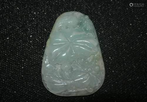 Ice kinds of jade carving Goldfish and lotuses The grai