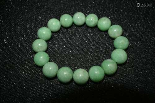 Jadeite jewelry