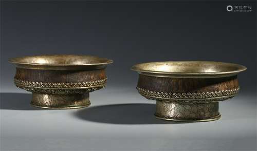 PAIR OF CHINESE SILVER BOWL