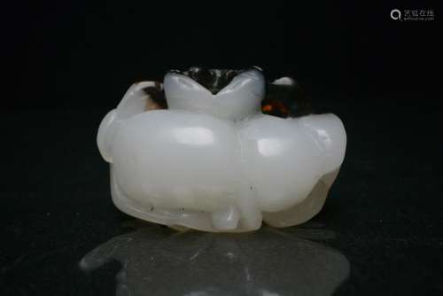 Hetian white jade carving lotus and crab handle piece