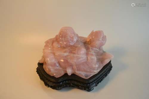 Carved rose quartz Mi-Le-Fe decorative article