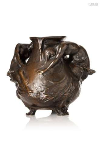 Albert CHEURET (1884 1969) Vase en bronze patiné à…