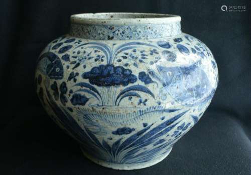 A Finely Chinese Blue/White Porcelain Jar Yuan Dynasty