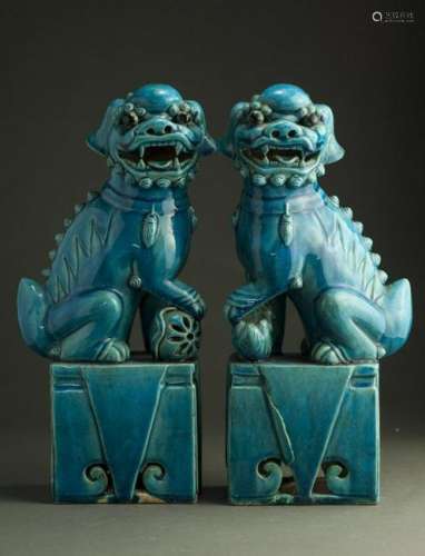A Pair of Chinese Qing Dynasty Glaze Lions-H:32.7cm