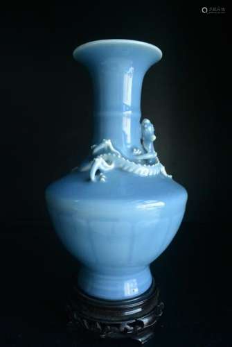 A Chinese Beautiful and Rare Sky Blue Vase Qian-Long Pe