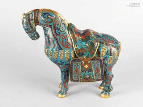 Chinese cloisonné horse, with multicoloured enamelled decorations, gilded bronze, collapsible