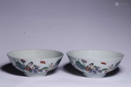 FAMILLE ROSE 'BAXIAN' FIGURE BOWL IN PAIR