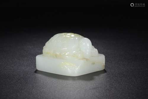 HETIAN JADE TURTLE-TOP PAPER WEIGHT