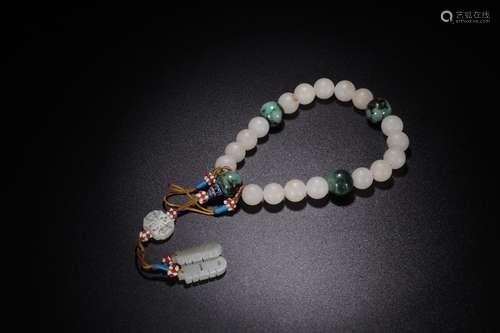 HETIAN JADE 18-BEAD HAND PIECE