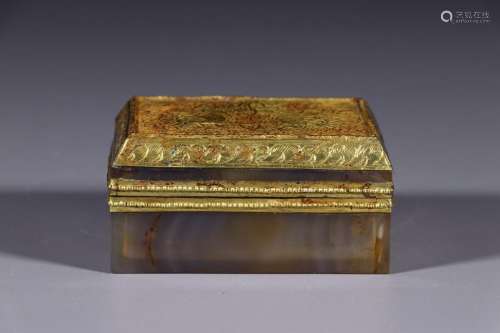 AMBER SQUARE BOX WITH GOLD FILLED