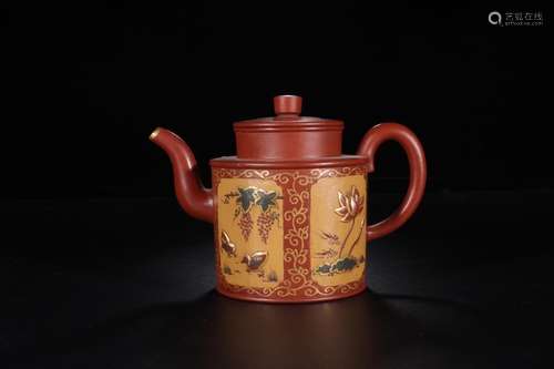 ZISHA TEAPOT WITH HARVEST PAINTING