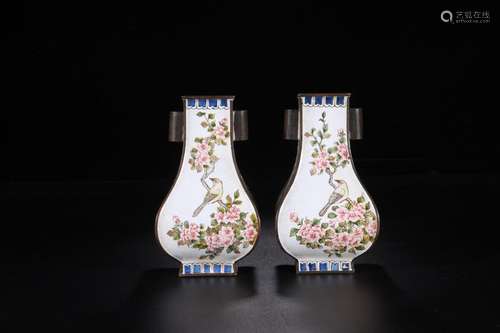 QIANLONG MARK BRONZE ENAMEL VASE IN PAIR