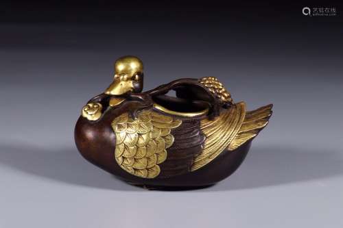 QIANLONG MARK PARTLY GILDED DUCK PEN WASHER