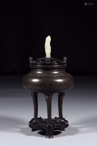 XUANDE MARK BRONZE DOUBLE-EAR TRIPOD CENSER WITH HETIAN JADE TOP, RED WOOD BASE AND CAP