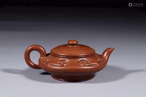 RUYI CLOUD PATTERN ZISHA TEAPOT WITH 'DAHENG' MARK